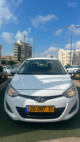 יונדאי i20