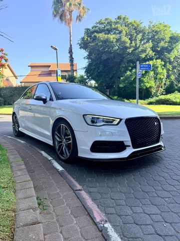 אאודי S3