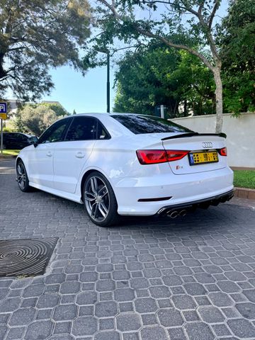 אאודי S3