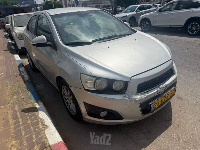 שברולט סוניק