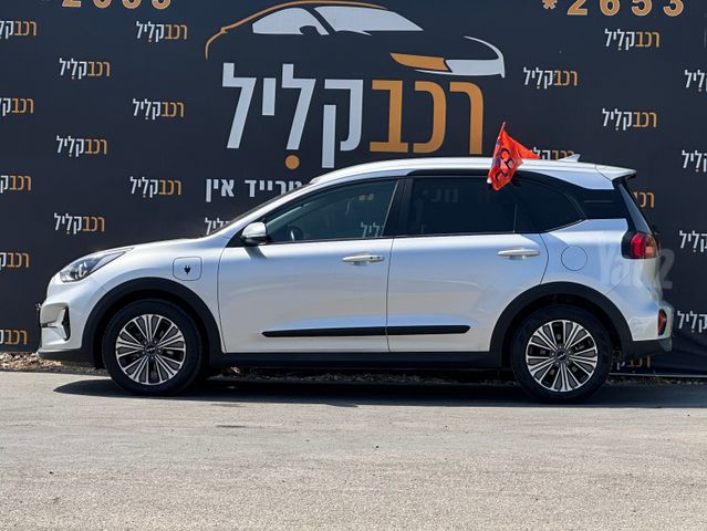 קיה נירו פלוס