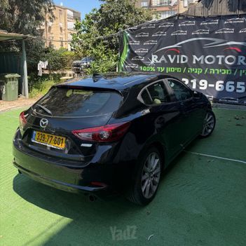 מאזדה 3