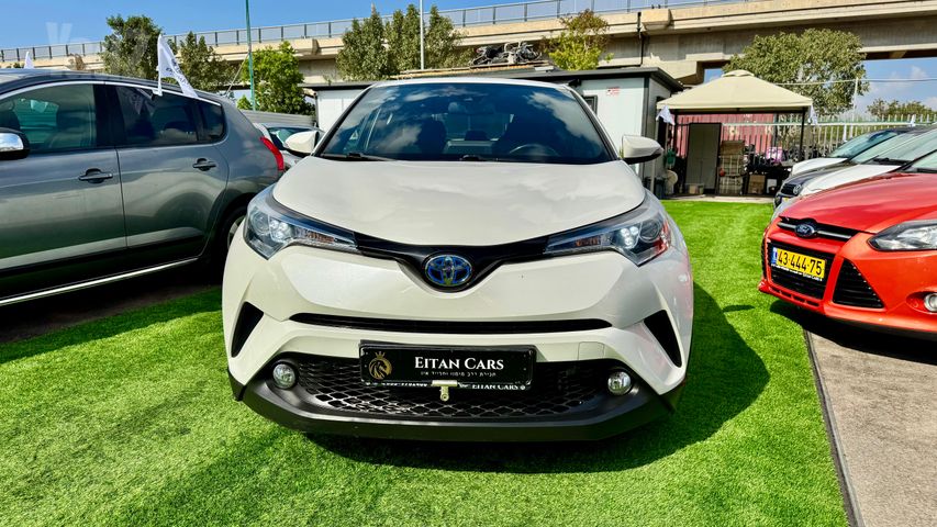 טויוטה C-HR