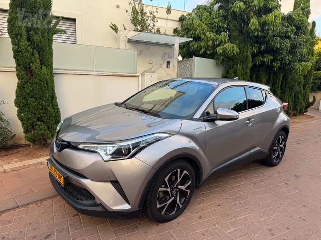טויוטה C-HR
