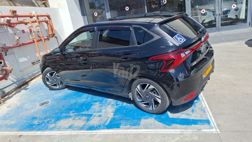 יונדאי i20