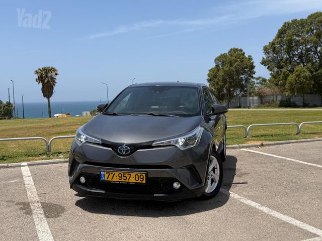 טויוטה C-HR