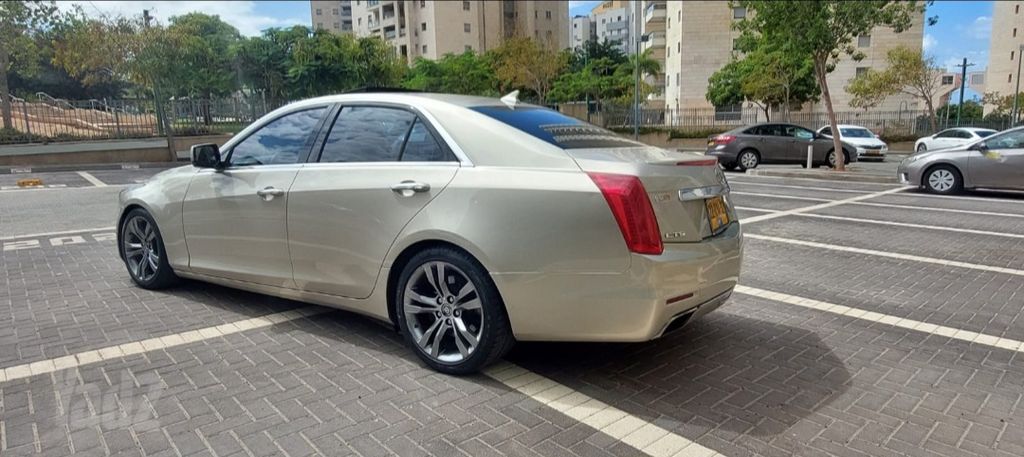 קאדילק CTS