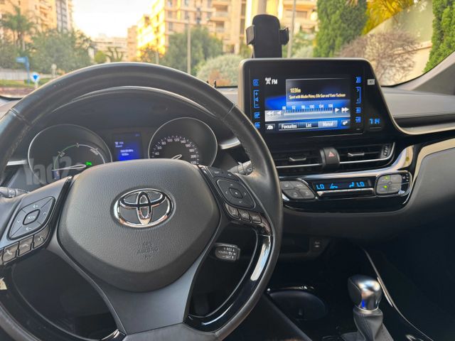 טויוטה C-HR