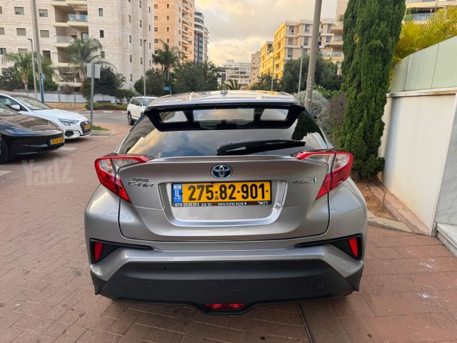 טויוטה C-HR