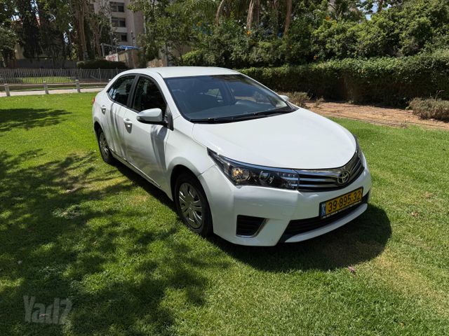 טויוטה קורולה