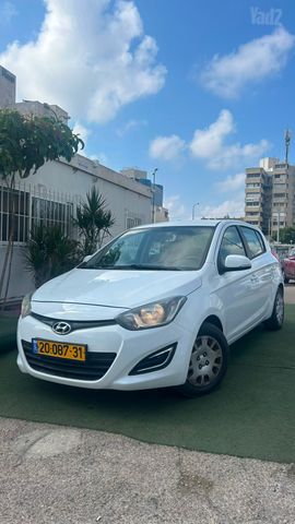 מודעת רכב יונדאי i20