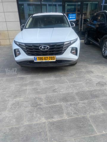 יונדאי i10