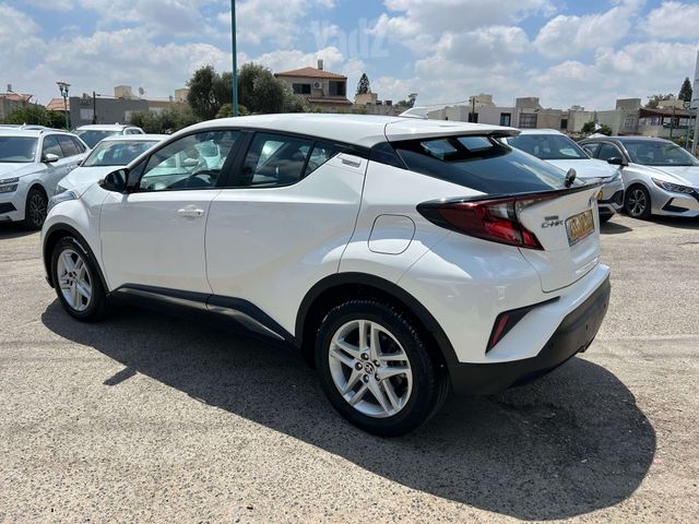 טויוטה C-HR