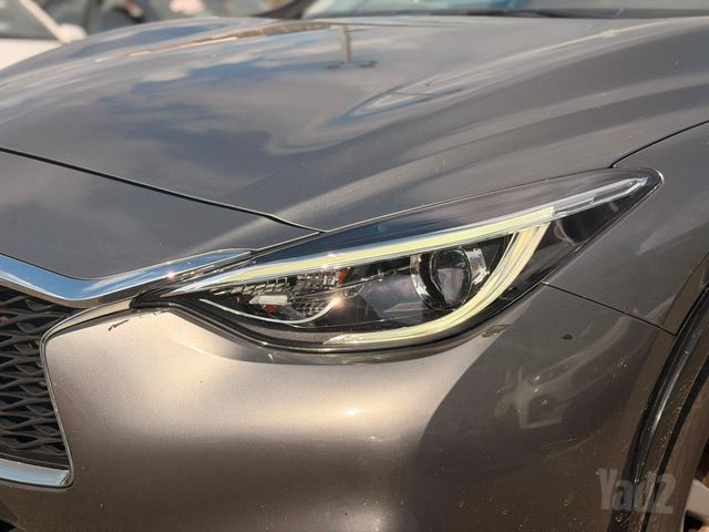 אינפיניטי Q30