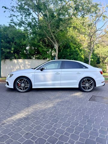 אאודי S3