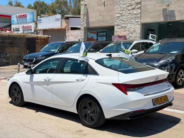 יונדאי אלנטרה