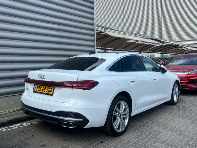 אאודי A5
