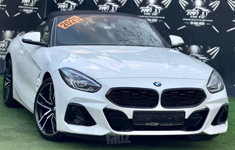 ב מ וו Z4