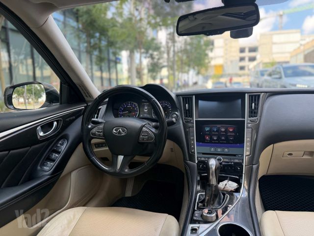 אינפיניטי Q50