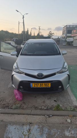 מודעת רכב טויוטה פריוס פלוס