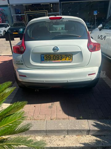 ניסאן ג'וק