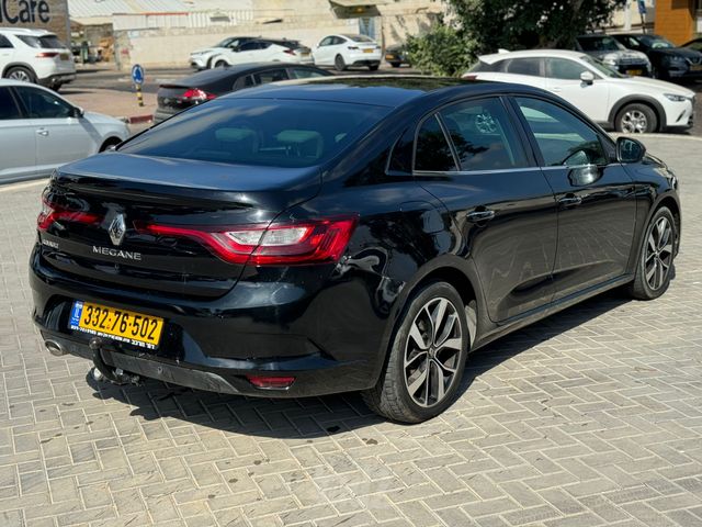 רנו מגאן