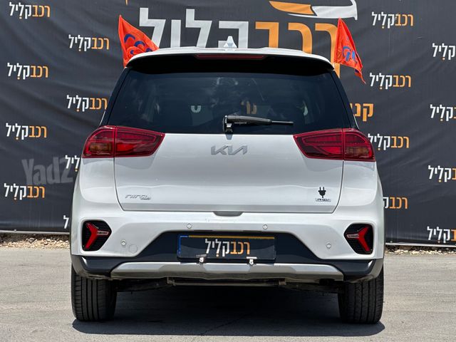 קיה נירו פלוס