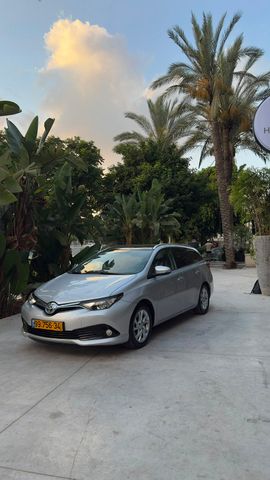 מודעת רכב טויוטה אוריס