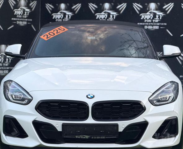 ב מ וו Z4