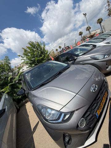 יונדאי i10