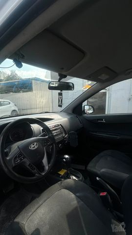 יונדאי i20