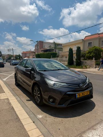 טויוטה אוונסיס