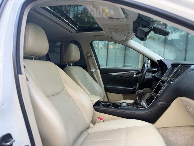 אינפיניטי Q50