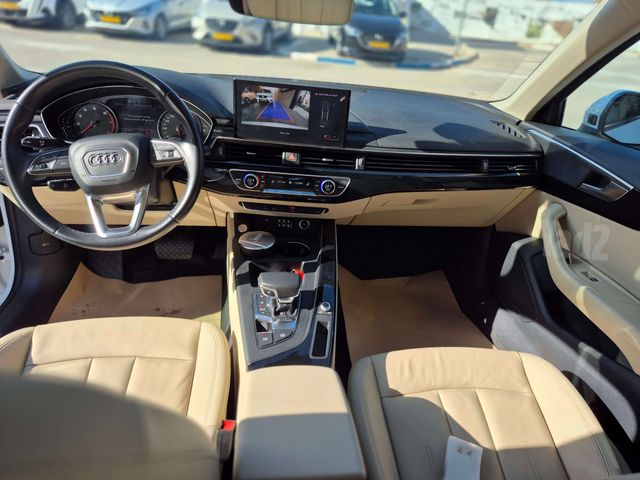 אאודי A4