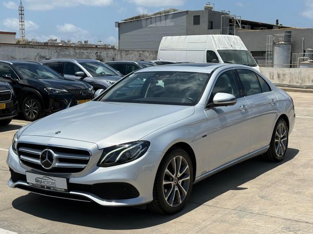 מודעת רכב מרצדס-בנץ E-class