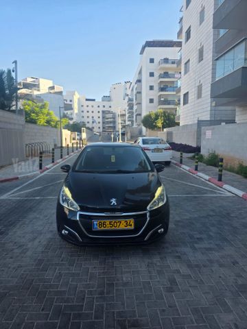 פיג'ו 208