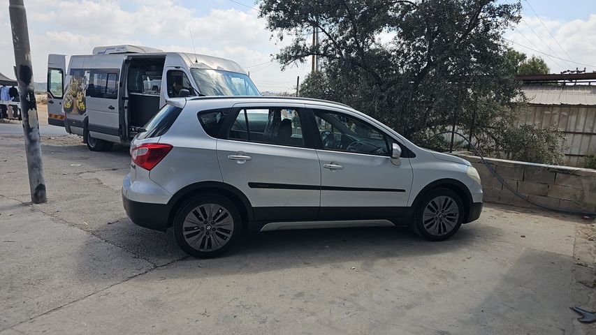 מודעת רכב סוזוקי קרוסאובר