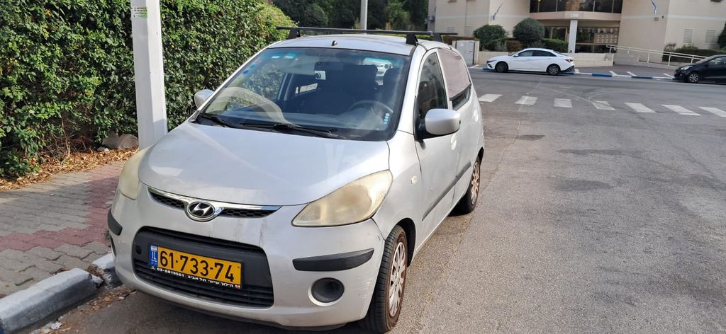 יונדאי i10