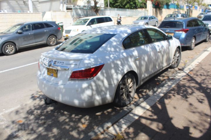 ביואיק לה-קרוס