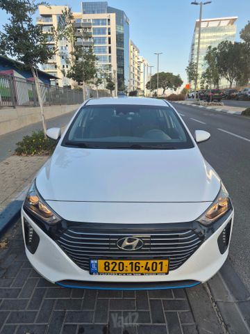 יונדאי איוניק