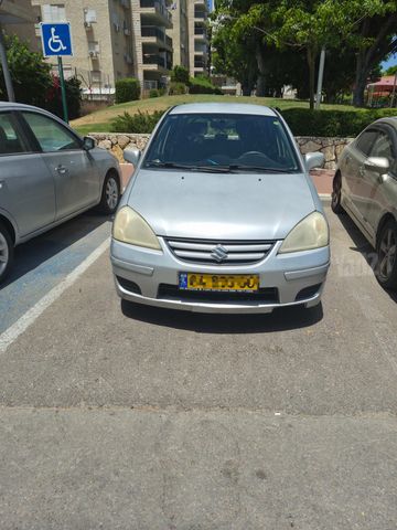 סוזוקי ליאנה