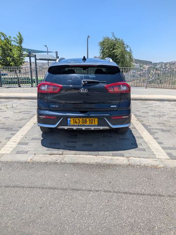 קיה נירו