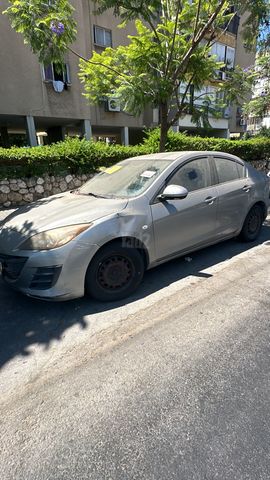 מאזדה 3