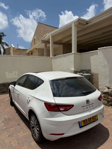 מודעת רכב סיאט לאון