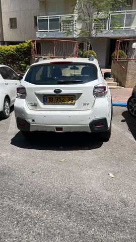 מודעת רכב סובארו XV