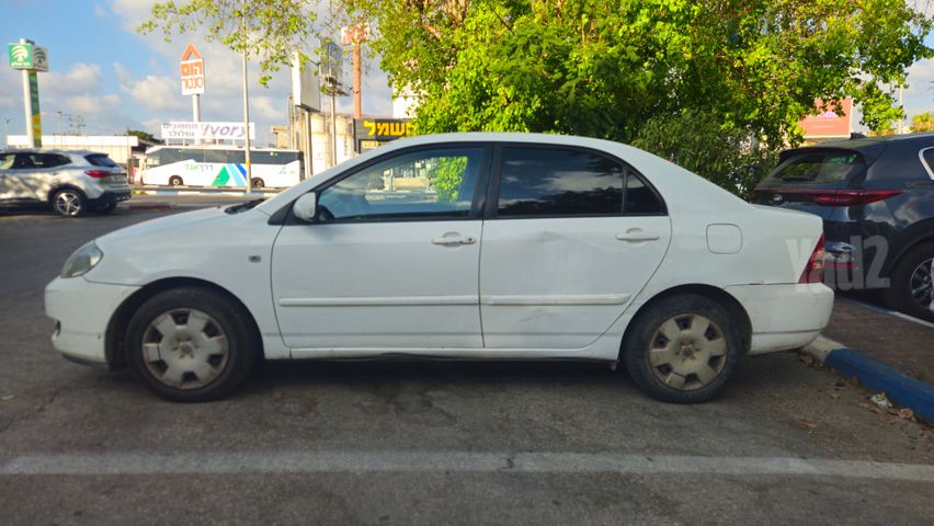 טויוטה קורולה