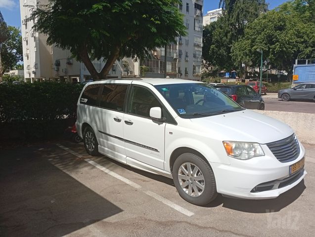 קרייזלר גראנד וויאג'ר