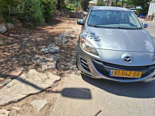 מאזדה 3