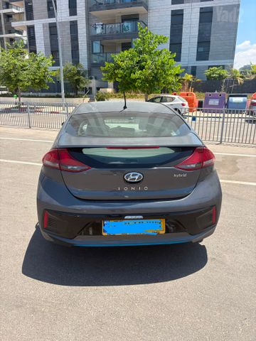 יונדאי איוניק