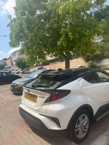 טויוטה C-HR